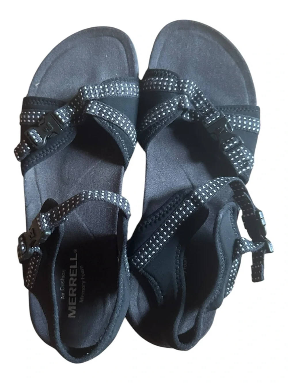 Merrell women’s district